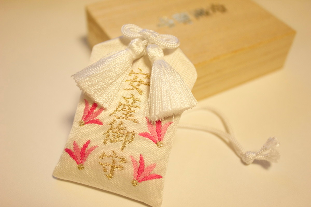 東京で安産祈願におすすめの寺社12選 [ママリ]