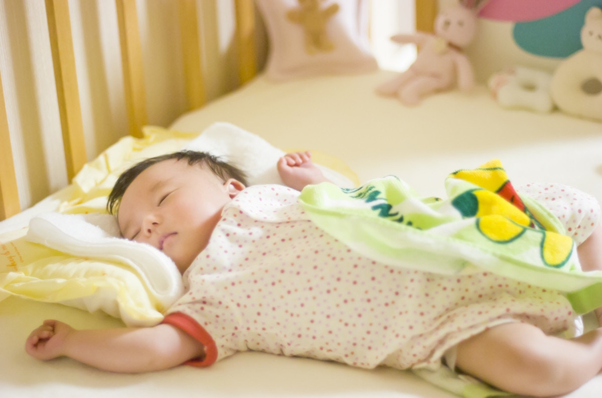 ストレス解消にも 赤ちゃん 子供にお昼寝が必要な理由とは ママリ