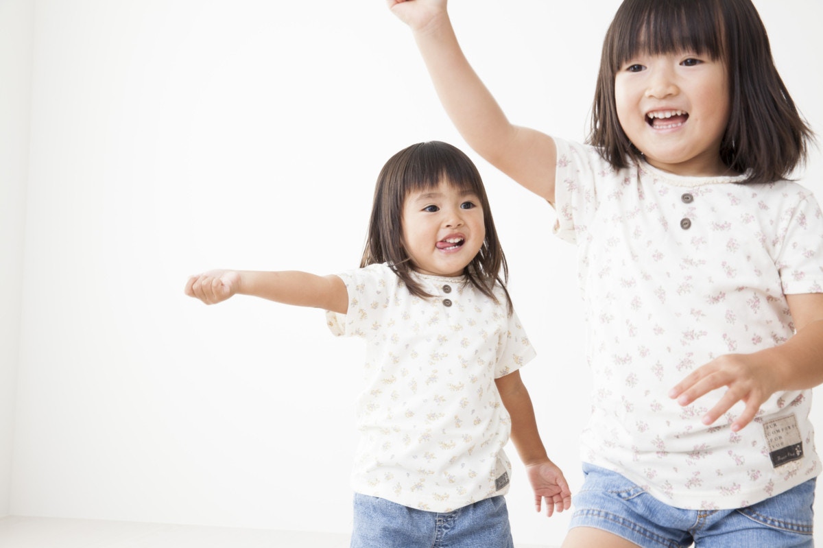 この前まで赤ちゃんだったのに 子供の成長に驚かされる おませさんあるある7選 ママリ この前まで赤ちゃんだったのに 子供の成長に驚かされる おませさんあるある7選 ママリ