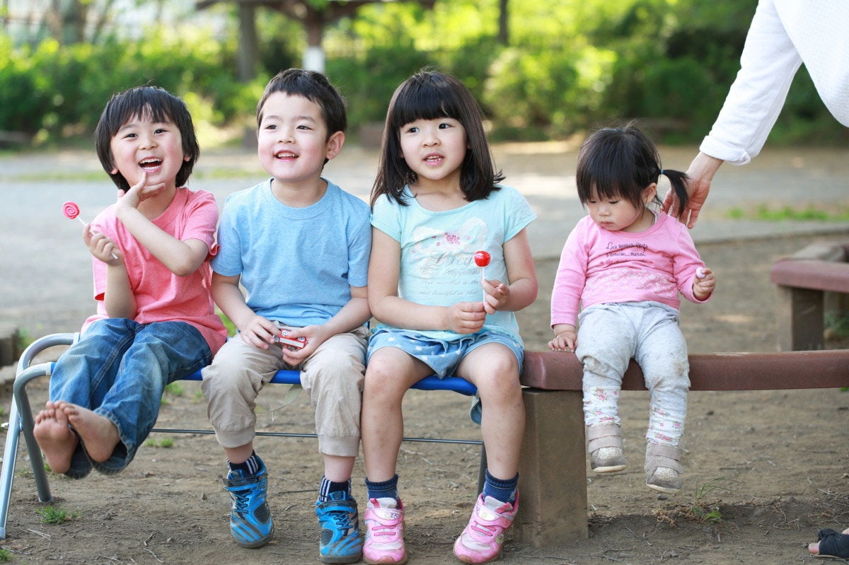 興味関心を通じて友達作り！発達障がいの子供が友達と絆を深めるためにできること [ママリ]