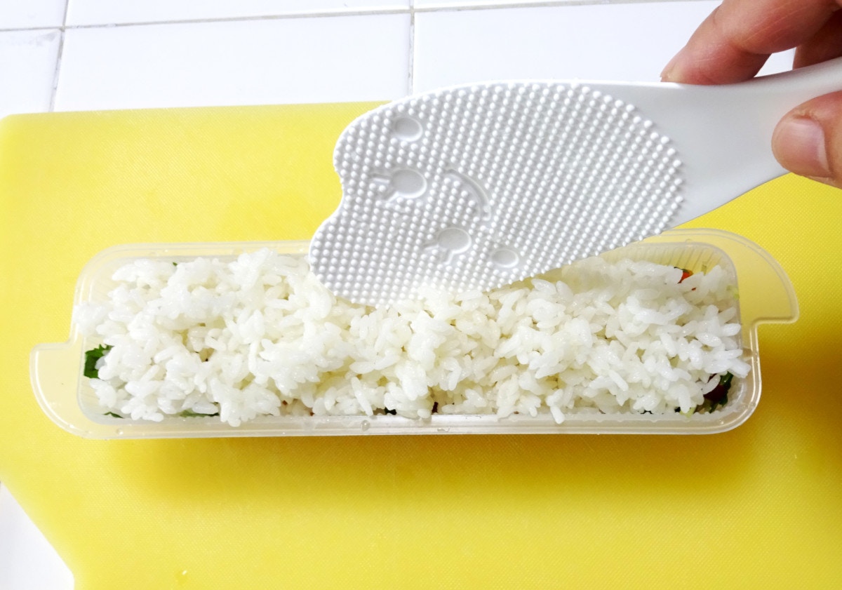 初めての挑戦でも簡単！『のりまきDAYS』を使って、海鮮太巻きを作ろう