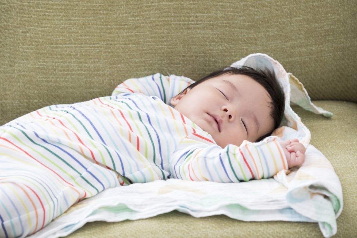今の時期 寝るときの子どもに着せる服の正解は ママがやってる工夫7パターン ママリ