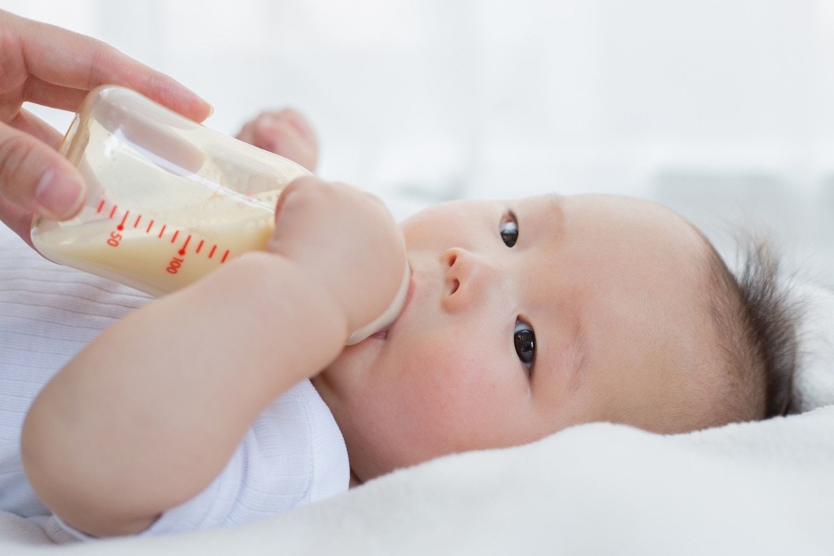 乳児用液体ミルク「アイクレオ赤ちゃんミルク」が、サービスエリアなど