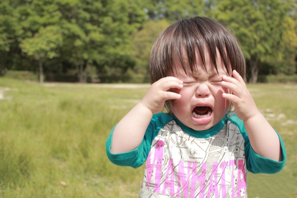 1歳半のわが子は落ち着きがない 対処法は 専門家への相談はすべき ママリ