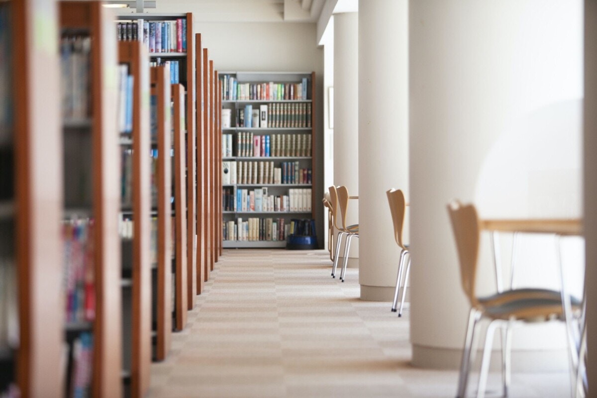 休みの日は近くの図書館に行ってみよう 千葉市にある図書館をご紹介 アチコチ By ママリ 休みの日は近くの図書館に行ってみよう 千葉市にある図書館をご紹介 アチコチ By ママリ