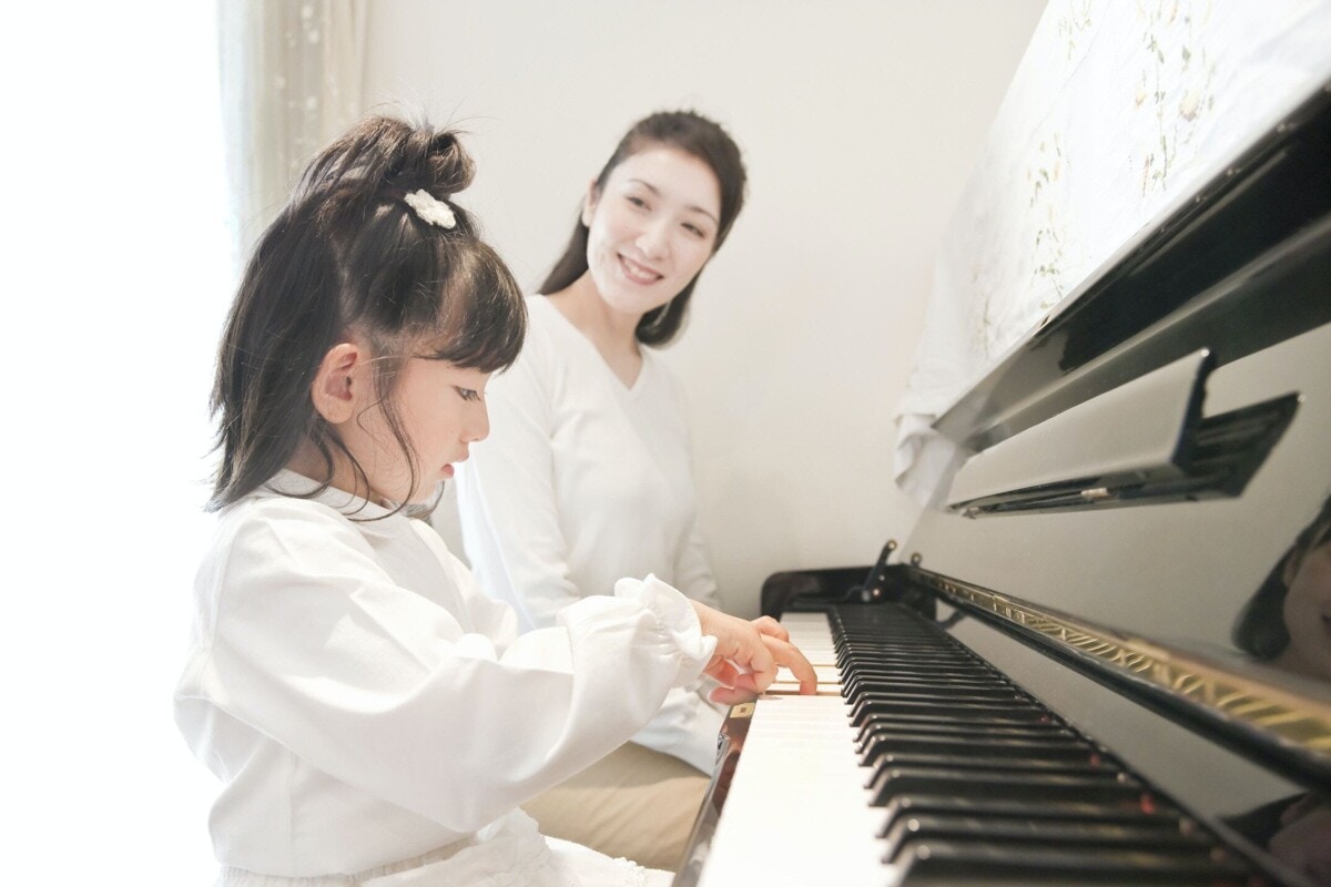 子どもの習い事にピアノが良い2つの理由 かかる費用や開始時期は ママリ