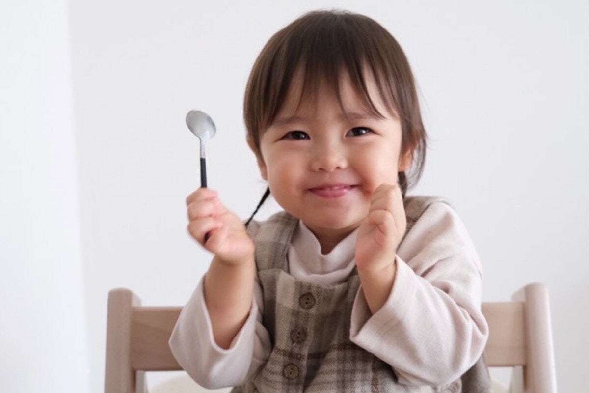 アイスは何歳から 子どもと一緒に楽しむ冬のスイーツ 親子で幸せなひとときを味わおう ママリ