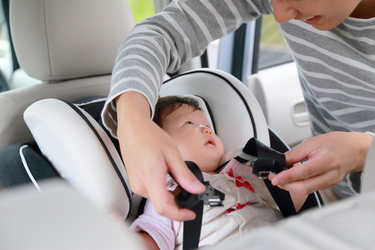 アウター/チャイルドシート アカチャンホンポ（赤ちゃん本舗）の公式ネット通販 ｜【3歳6