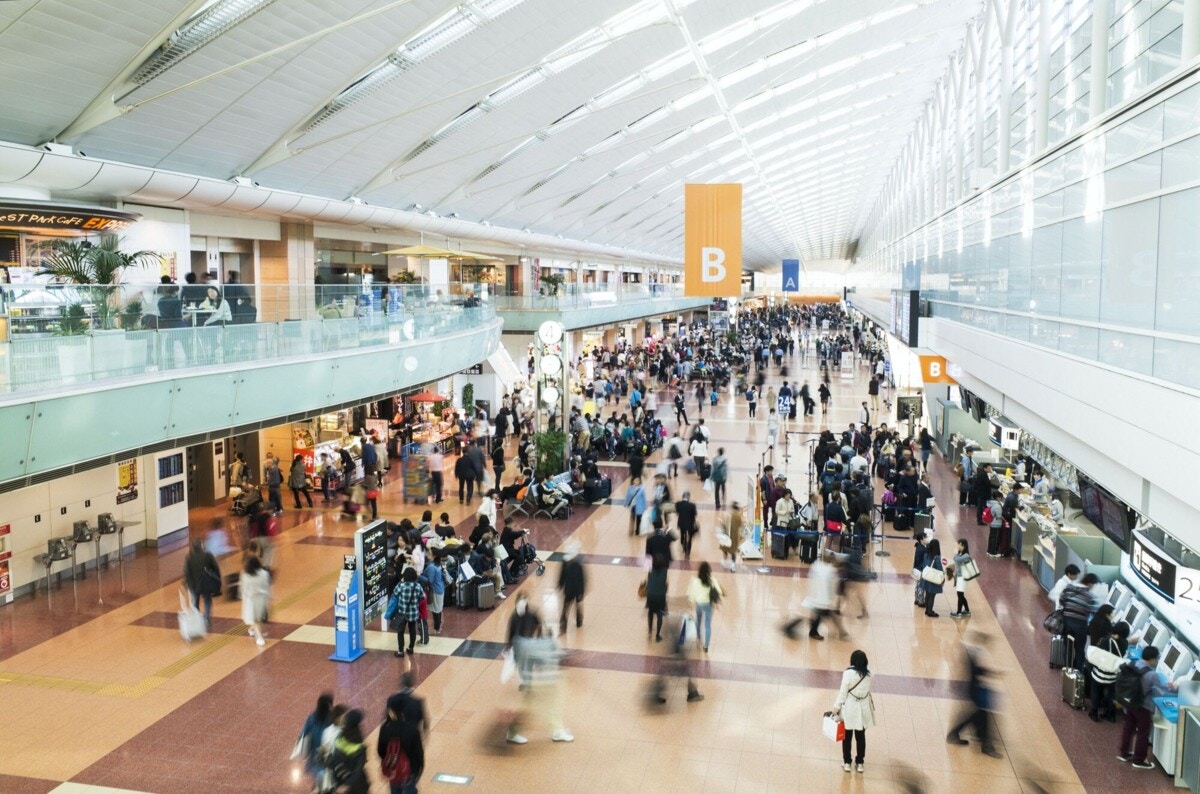 羽田空港国際線旅客ターミナルは子どもが喜ぶ穴場スポット 展望やフライトシミュレーターなどがおすすめ ママリ