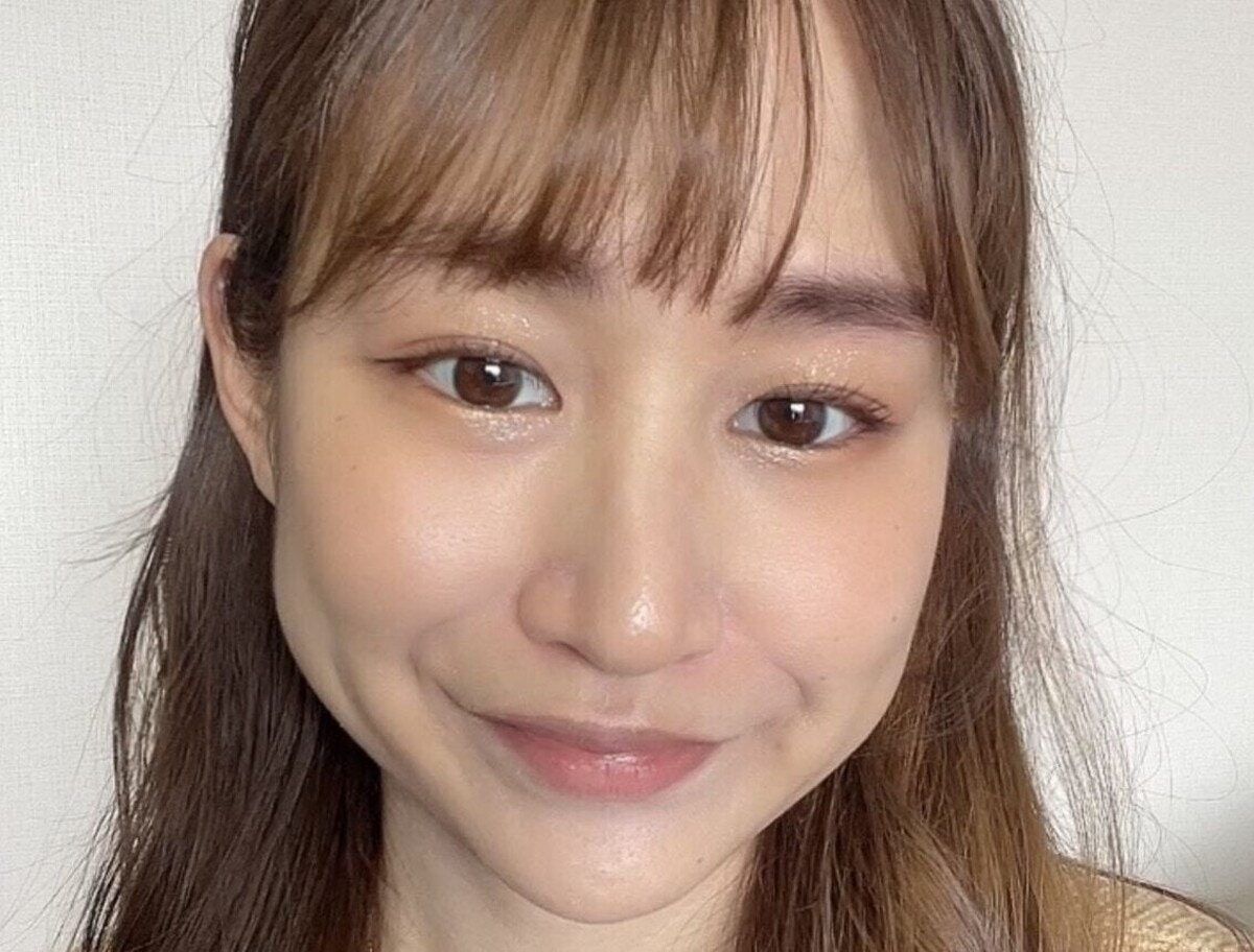 【メイベリン】超バズったマスカラを使って、美容師が春メークのコツを解説 [ママリ]