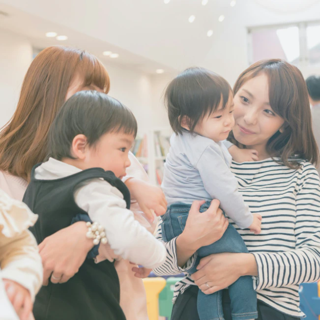 「置いてかれてる感がやばい」ママ友グループの存在に気づき焦る母の悩み