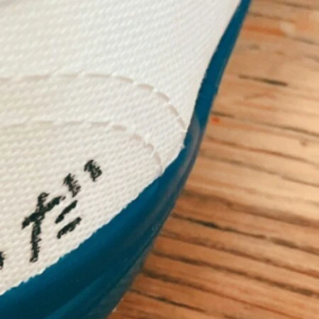 子の相手しながら記名作業したら→名前書きのミスが斬新すぎて11万いいね「センスありすぎ」「経験あり」