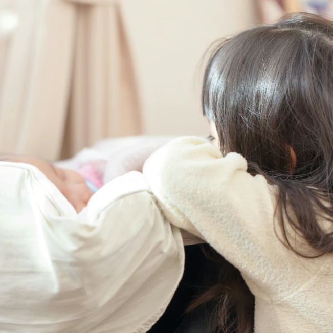 「全くならなかったよ」上の子かわいくない症候群が不安なママへ、先輩ママたちのポジティブな声