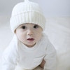 初めての冬もこれでポカポカ。新生児のための帽子はやわらか素材で