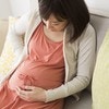 抱き枕が大活躍！？妊娠中、おなかが大きくなってきたときにおすすめのグッズ