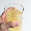 混ぜるだけなのに「ぶっ飛ぶ美味さ」！凍らせリンゴジュースのハイボールに1万いいね