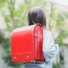 【緊急事態発生!?】号泣するピカピカ1年生に近所のおばちゃんダッシュ → まさかの展開に爆笑4.7万いいね