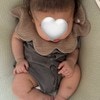 生後1か月→3か月→4か月で激変！赤ちゃんの髪型記録に7千いいね「かわいすぎ」「打ち上げ花火ヘア」