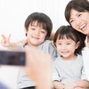 写真撮影を「JKぽいギャル」2人組にお願いしたら…驚きのアイデアに5千いいね「やっぱギャルが最強」「真似しよ〜」