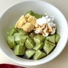 抹茶豆乳ゼリーで作る「皿パフェ」→簡単＆失敗しないレシピに1000いいね「仕上げは黒蜜、ホイップ…」