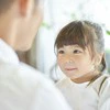 「えっとさ、えっとさ…」は【思考の効果音】→5歳児を見守るパパにほっこり「懐かしー！」「うちの子も」