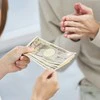 【年間30万円】帰省だけで使う夫→金遣いの荒さに「もう余計なお金は出さない！」妻の怒り爆発