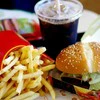 【爆笑】7歳児にマックの残骸が見つかって→ママの【苦しすぎる言い訳】とオチに2千いいね