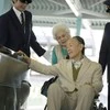 電車で出くわした老夫婦の会話に20万いいね「そんな老後に憧れる」「心は若いまま」
