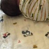 【いもむし過ぎる】永遠に見ていられる生後1ヶ月児に1.2万いいね「可愛いですね」「愛らしい」