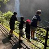 人生で初めて滝を見た4歳息子のひと言に「かわいすぎ」「素敵な大人になってね」と2,900いいね