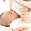 「母親失格なのかな」と涙…母乳育児に悩んだ新生児期、どう乗り越えた？