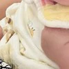 【ファンサくれた！】赤ちゃんのかわいすぎる視線に胸キュン2,500いいね「3枚目で倒れそう」「天使の微笑み」