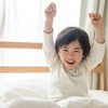 どんな夢を見ていたのかな？3歳息子の寝起きのひと言に17万いいね「気になりますww」「めっちゃかわいい」