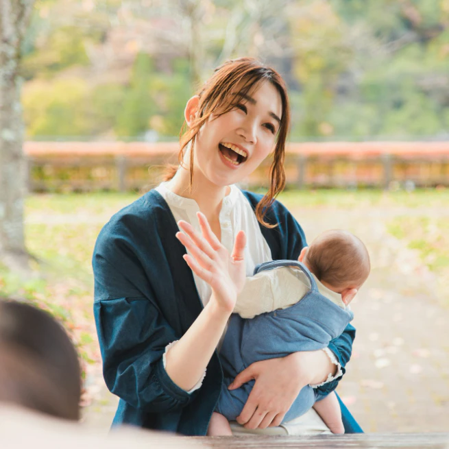 「下の子が暴れるから…」と断るも「うちは大丈夫！」と返され…夜ご飯の誘いを上手く断れないママの焦り