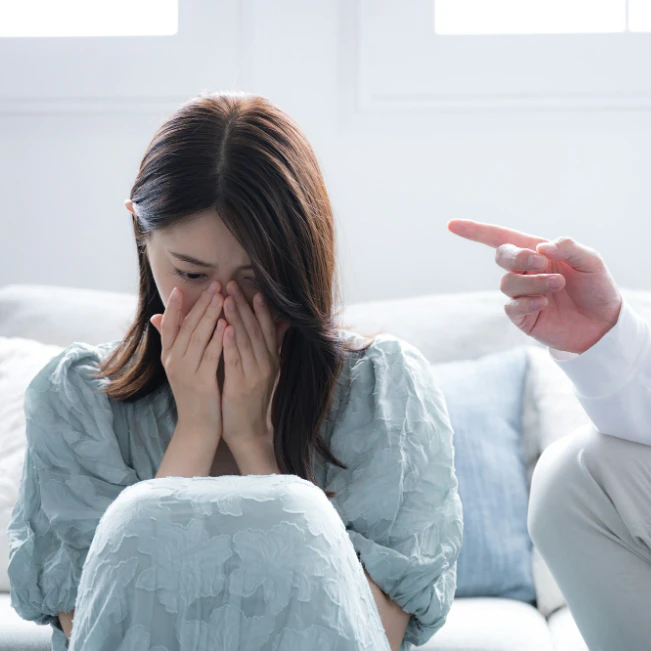 「働いてないの？」義家族の心ない言葉にモヤモヤ…。専業主婦ママを救う先輩たちの痛快な返し