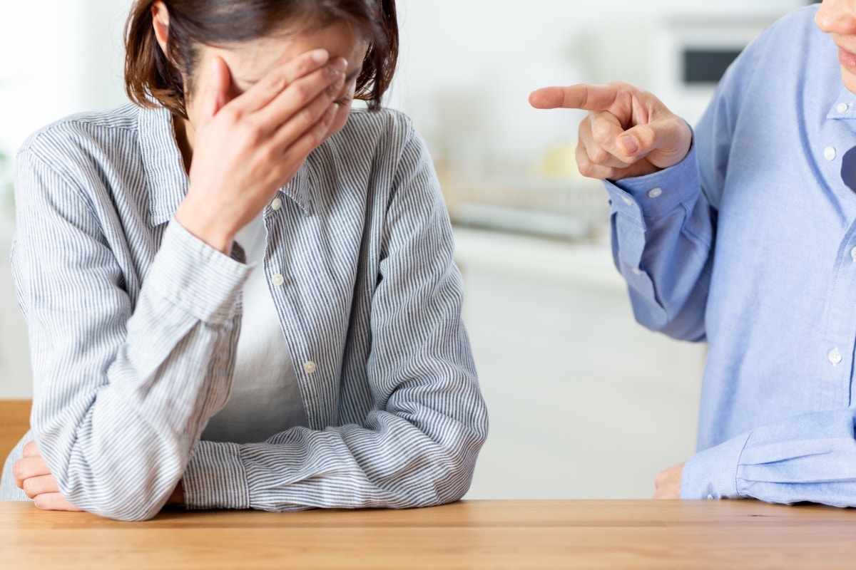 「お前の性格は性悪女」21歳女と秘密で会う夫が暴言→離婚したい妻の正直な【本音】｜女グセが悪い夫