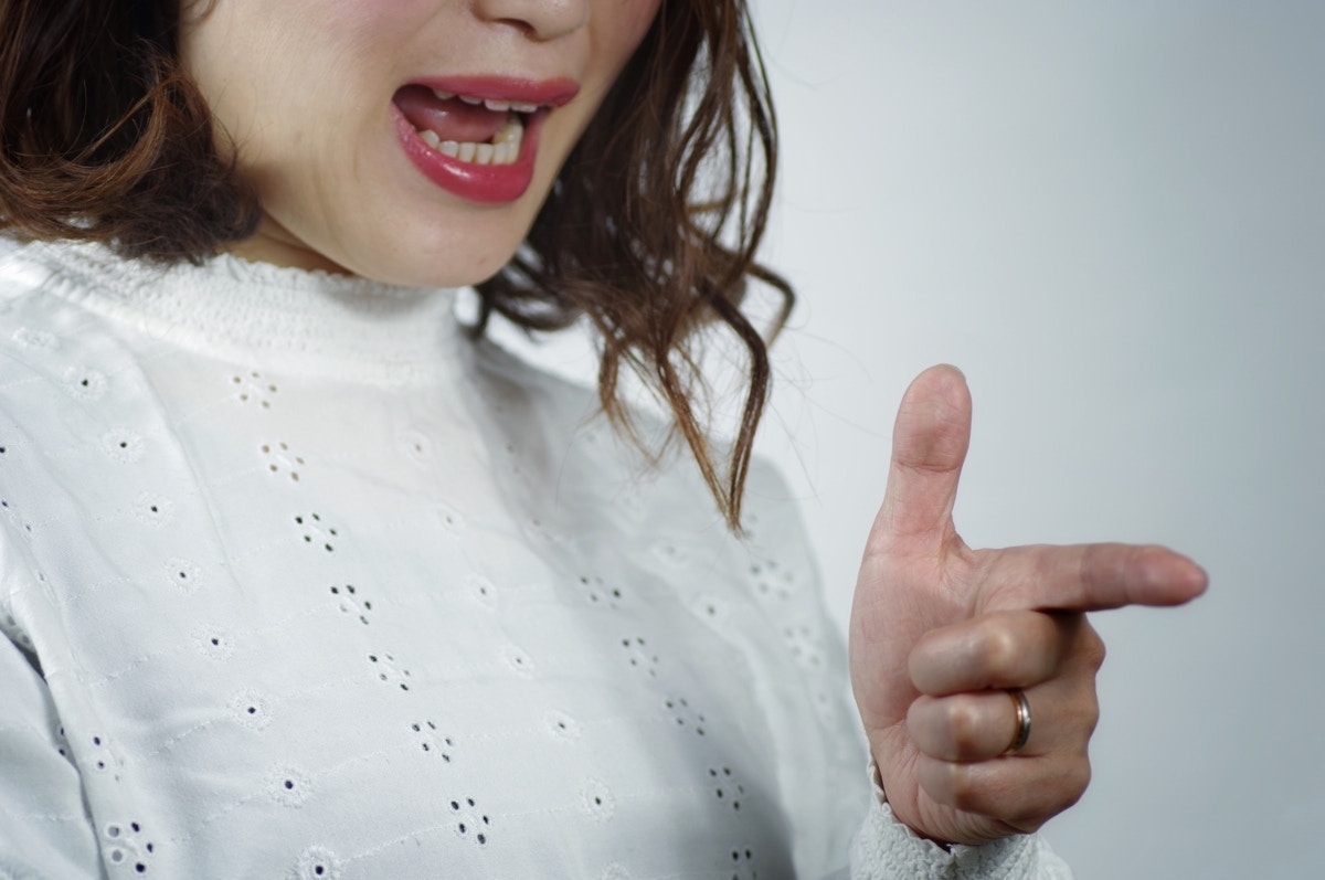 【教頭が制止】懇談会で興奮するモンペ母→急な異変でついに強制連行｜クラスにいたモンペママ