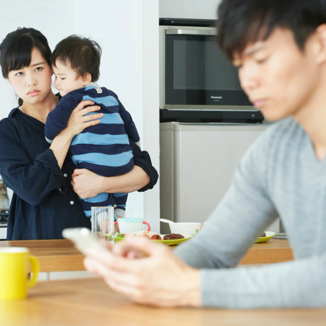 「俺はクソ旦那だから」ワンオペ3人プール…お出かけ途中に夫が帰宅してしまったママの葛藤