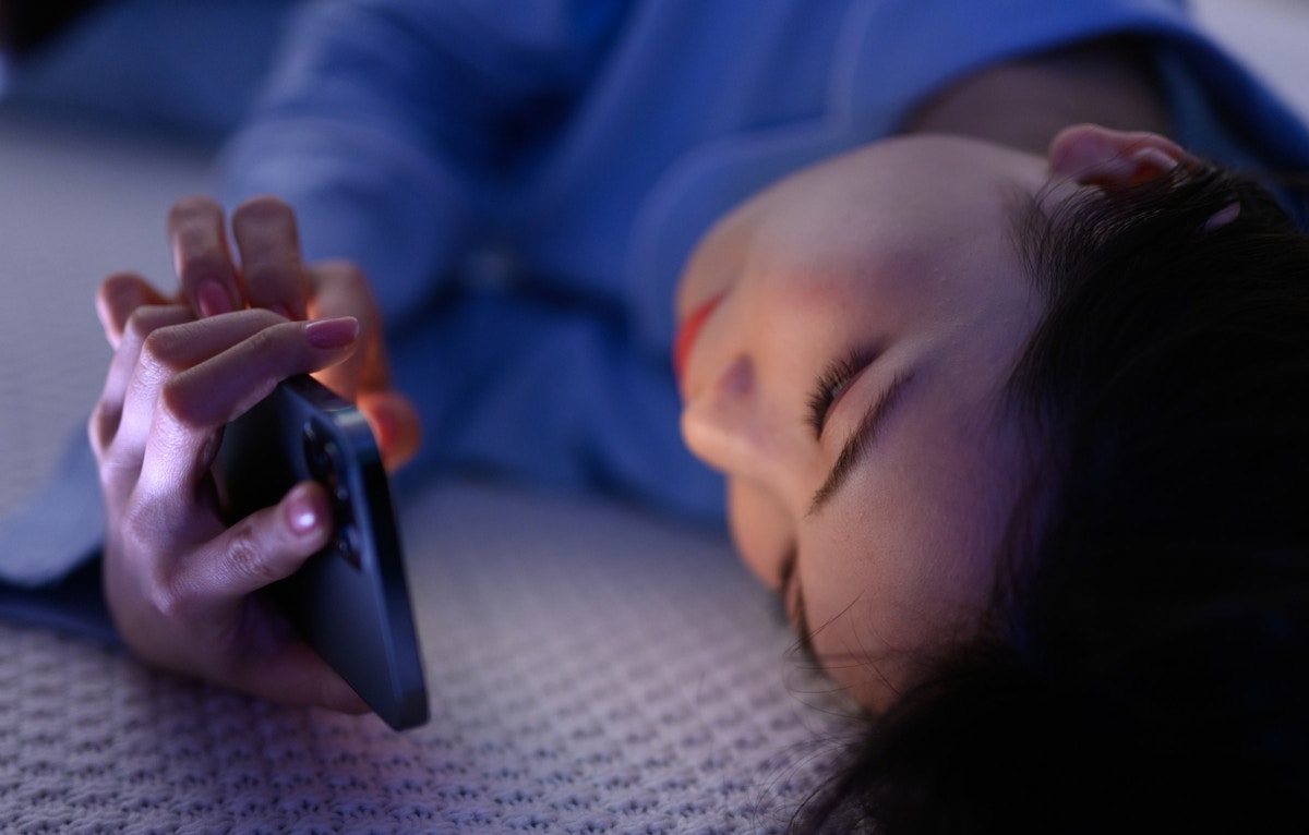 土曜の21時に「どうするつもりなん？」→同僚男の粘着質な業務LINE｜職場にいた逆恨み男の末路