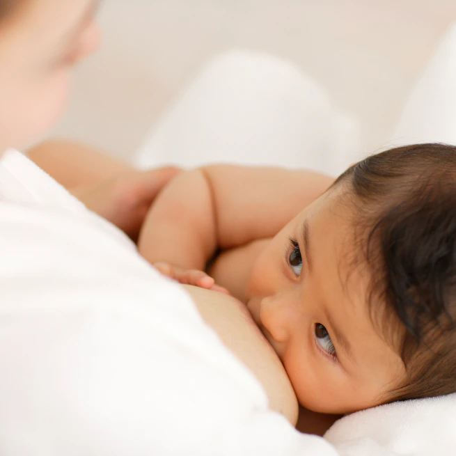 「赤ちゃんに大声をあげそう…」生後12日の母乳トラブルと授乳ストレスに悩むママの限界