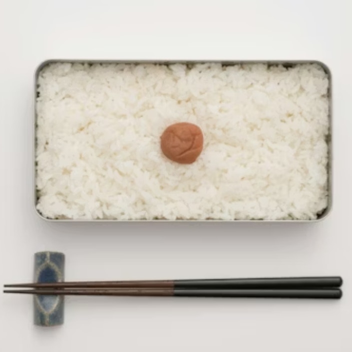 同級生の「白米だけのお弁当」→気づいた同級生の話に10万いいね！最後の展開までほっこりする