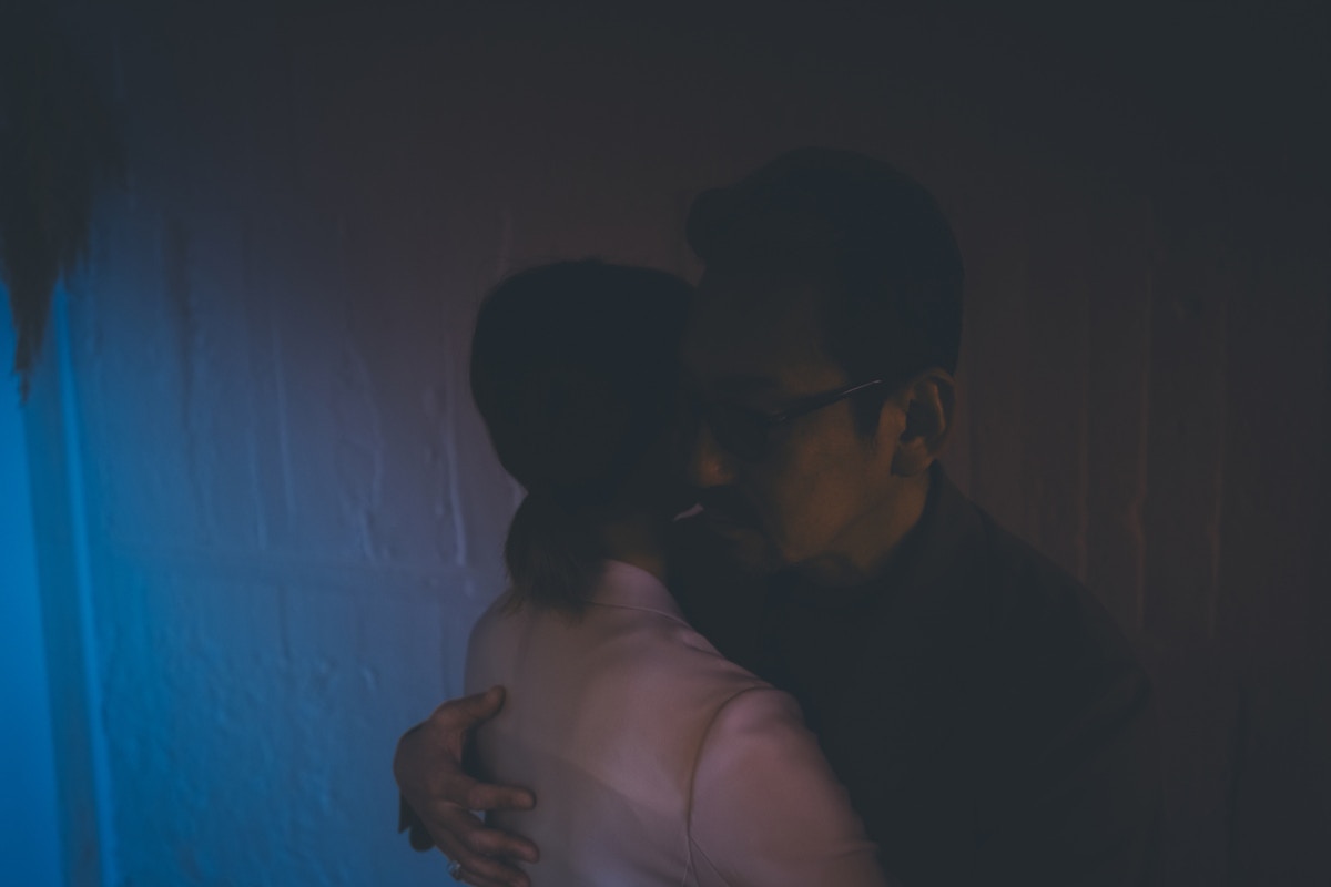 罠にハマった不倫夫→自宅で抱き合う2人の前に妻が現れ【修羅場突入】｜まつエクで不倫発覚した話