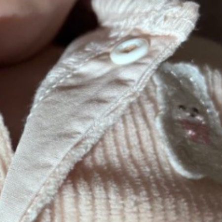 【感動】企業の思いやりが“キラリ”→買ってよかったベビー服に4千いいね「同じ服持ってる」「ステキ」