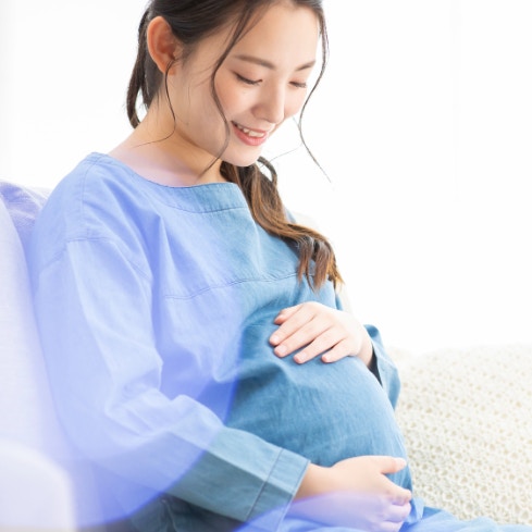 妊娠初期〜産後の肌悩みに。助産師の声をもとに開発したボディオイルがママたちに話題