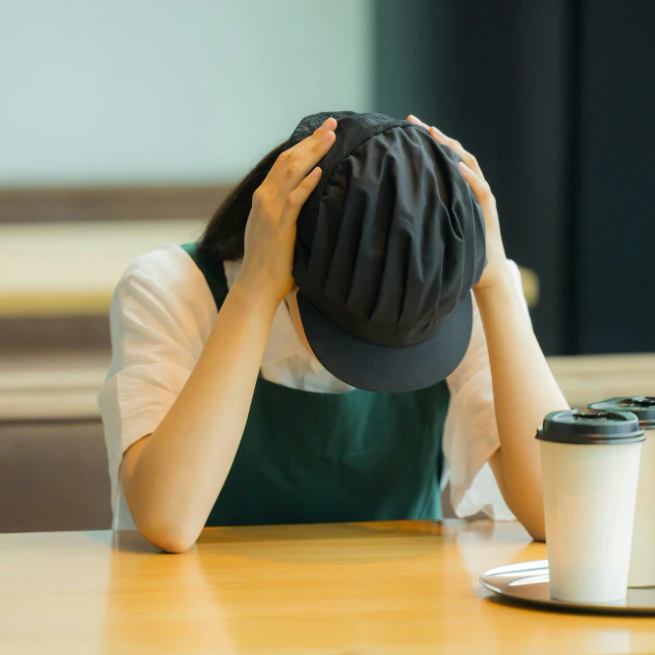 「自分で代わりを探してください」パートなのに子どもの急病も習い事の休みも…これって普通？
