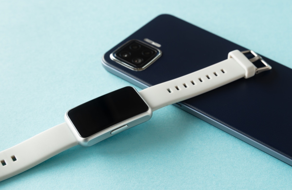 夫のストレス値、謎の爆上がり日を発見！仕事休みのはずが…まさかの原因に夫婦で大爆笑【3400いいね】