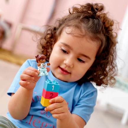 1歳半からの「レゴ®デュプロ®」で遊びの幅が広がる！親子で楽しく育む創造の世界
