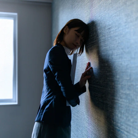 上司の愚痴を録音・人事にバラされて→愚痴をまき散らす友人の末路｜友達はエナジーヴァンパイア