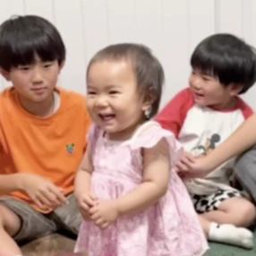 「女の子は生まれない」。男の子5人の家に、末っ子女の子が誕生したら想像以上のお姫様状態！？