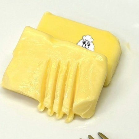 【カチカチバター救済】レンジなし→5分で絶妙な柔らかさになるテクに2万いいね「その手があったか」